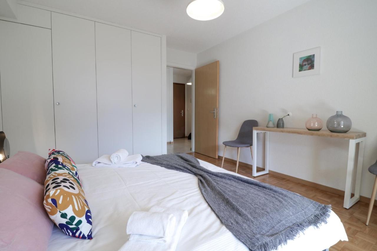 Modern Apartment Close To Martigny Train Station Eksteriør billede